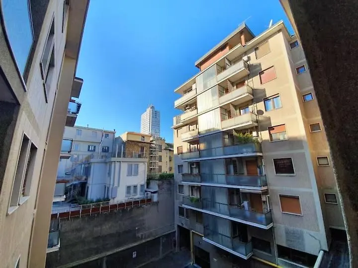 Apartment Arrivasti Stays-Piede-A-Terre In Milan Centre