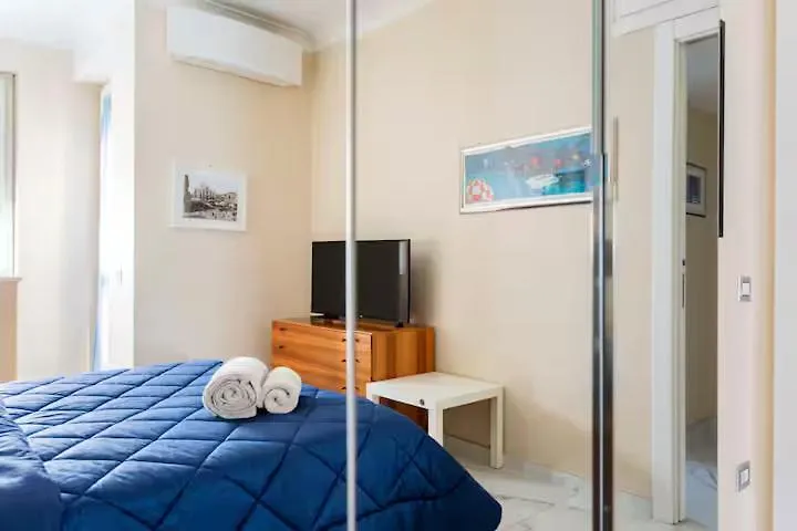 Apartment Arrivasti Stays-Piede-A-Terre In Milan Centre Italy